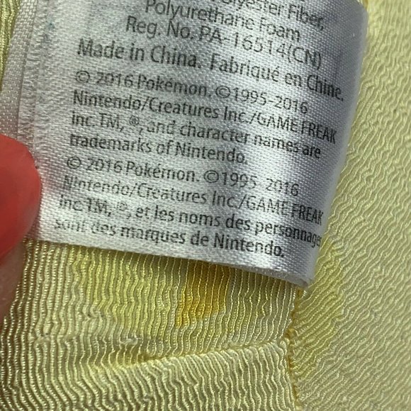 Tomy Pokemon Pikachu Plush 2016 Yellow 20th Anniversary Stuffed Toy Winking - Picture 7 of 7